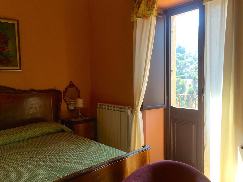 Apartament Palazzo Cutrufelli Graniti Pokój zdjęcie
